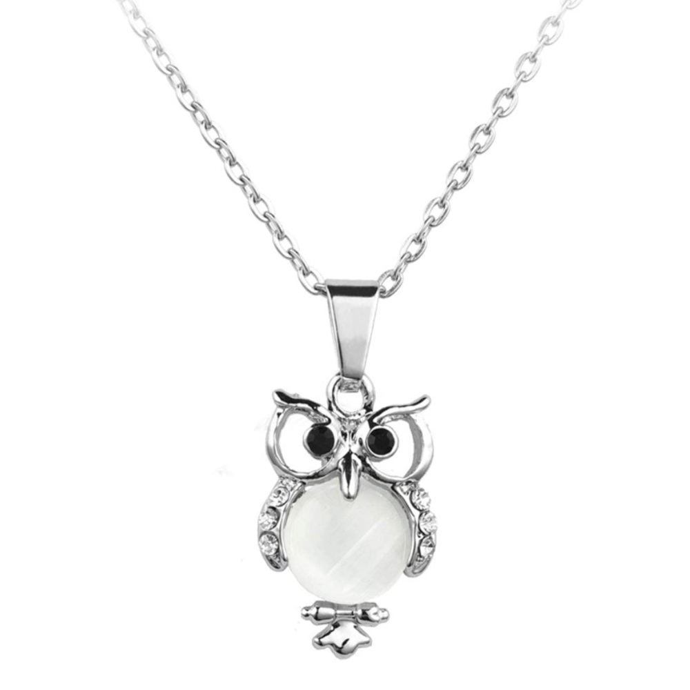 Cute Alloy Owl Pendant Necklace with Cubic Zirconia